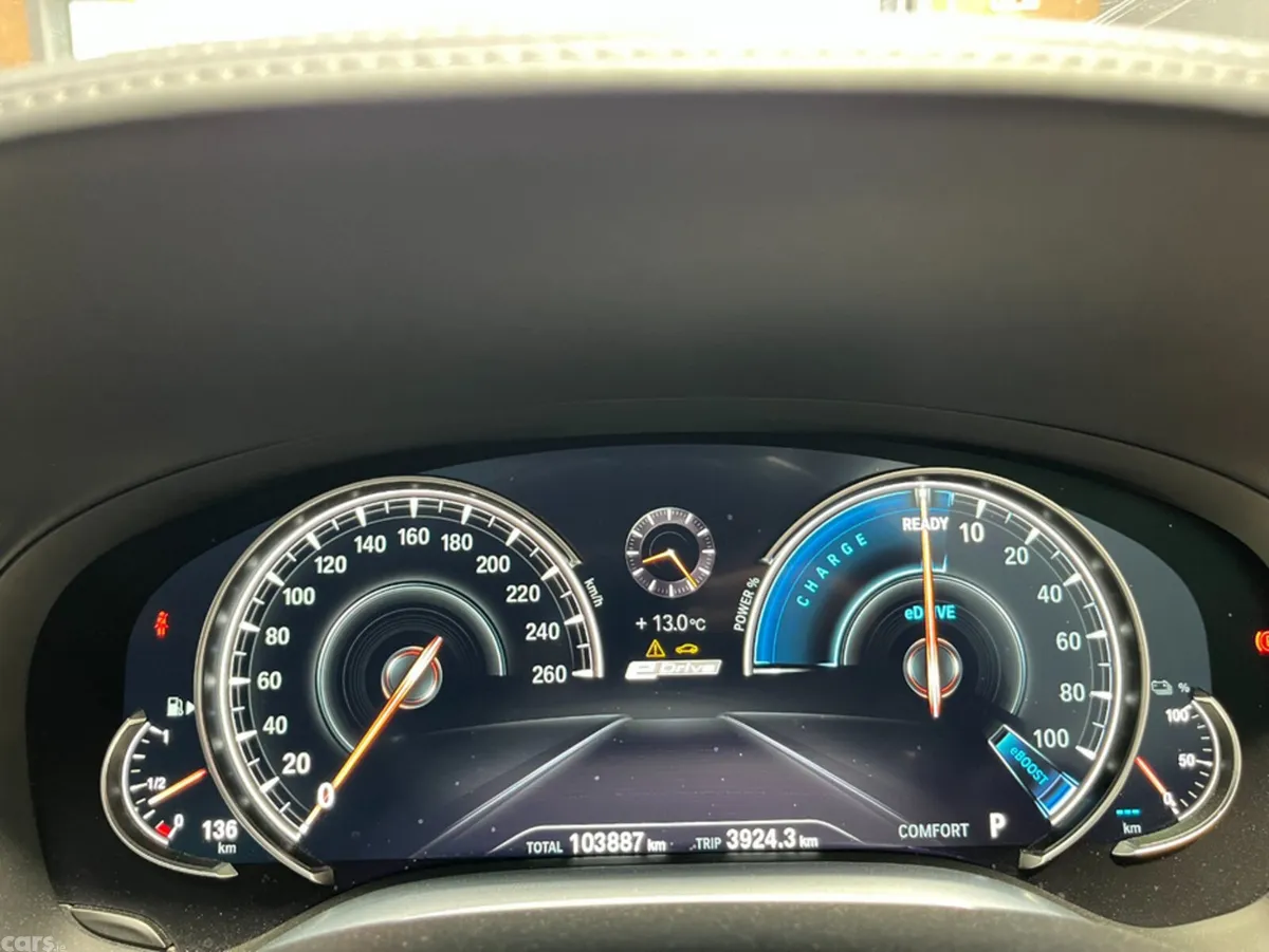 BMW 7-Series Saloon, Petrol Plug-in Hybrid, 2017, White