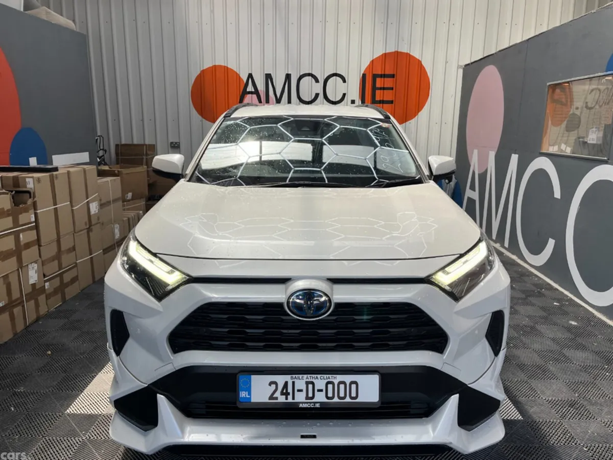 Toyota RAV4 SUV, Petrol Hybrid, 2024, White