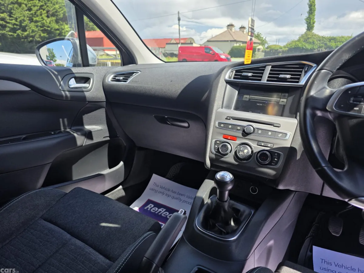 Citroen C4 Cactus Hatchback, Diesel, 2015, Grey