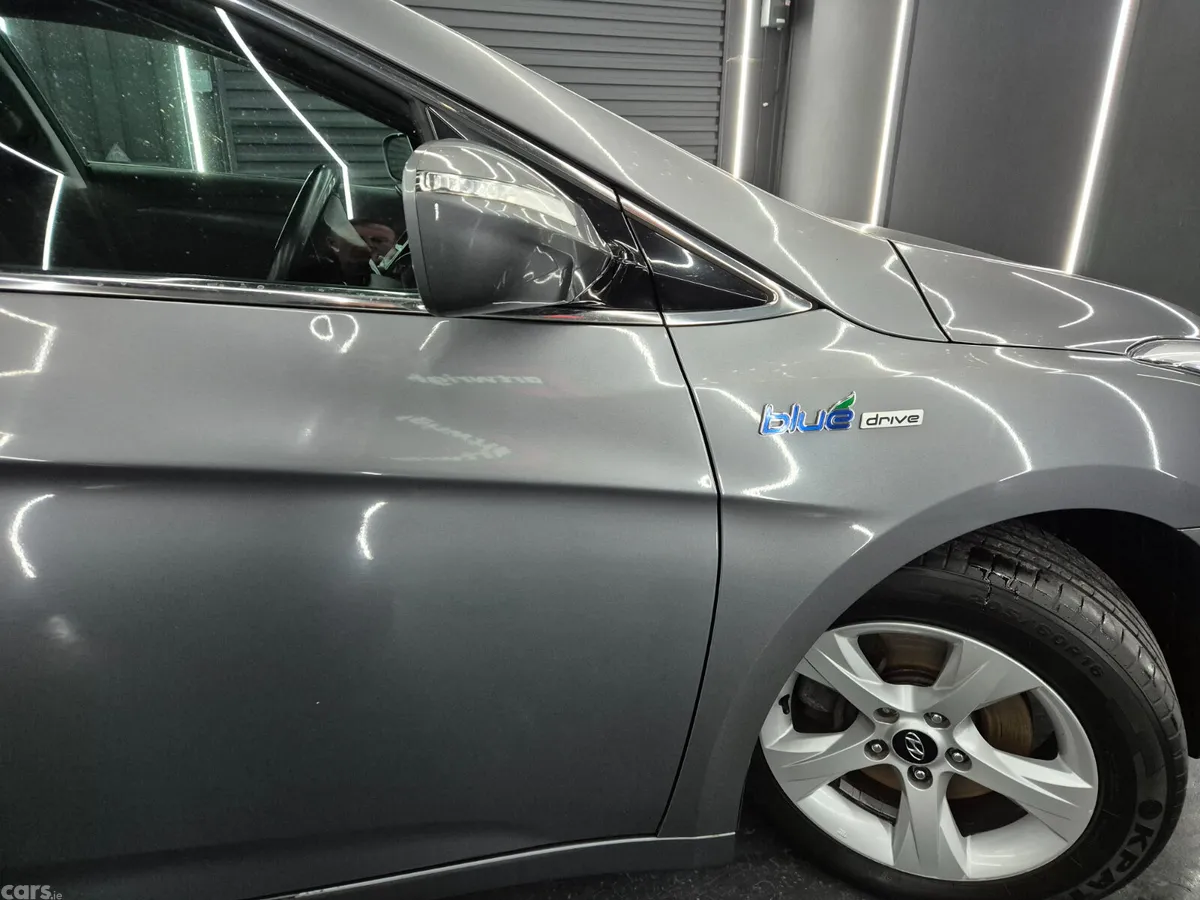 Hyundai i40 Saloon, Diesel, 2014, Silver