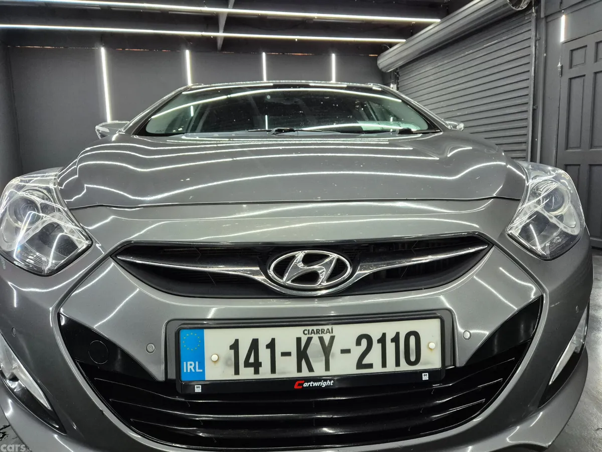 Hyundai i40 Saloon, Diesel, 2014, Silver