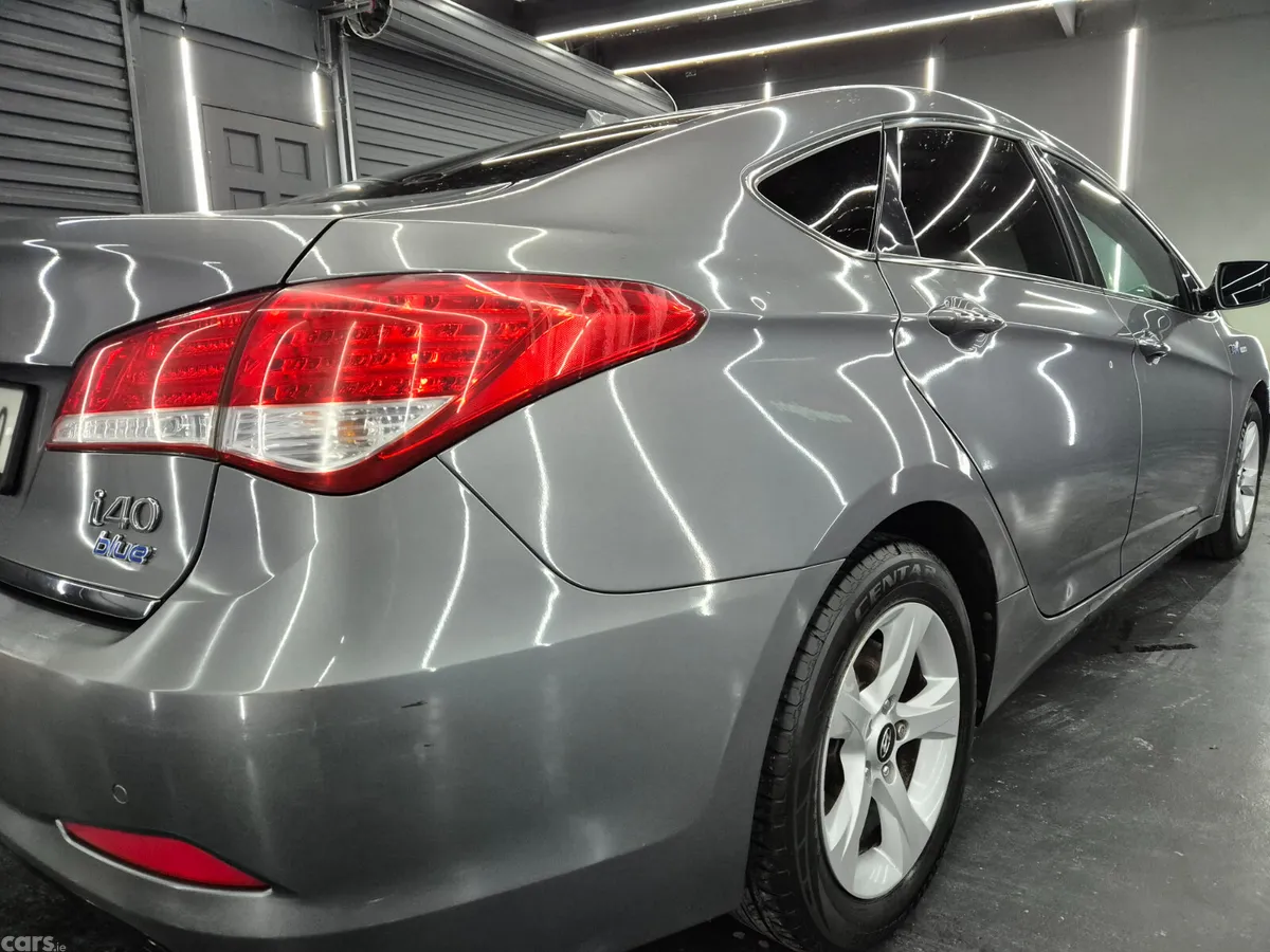 Hyundai i40 Saloon, Diesel, 2014, Silver