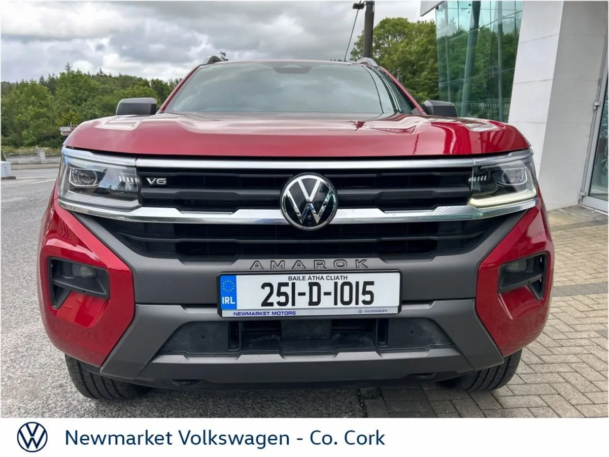 Volkswagen Amarok MPV, Diesel, 2025, Red