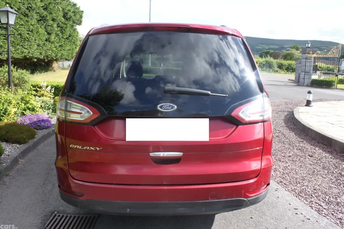 Ford Galaxy MPV, Diesel, 2017, Red