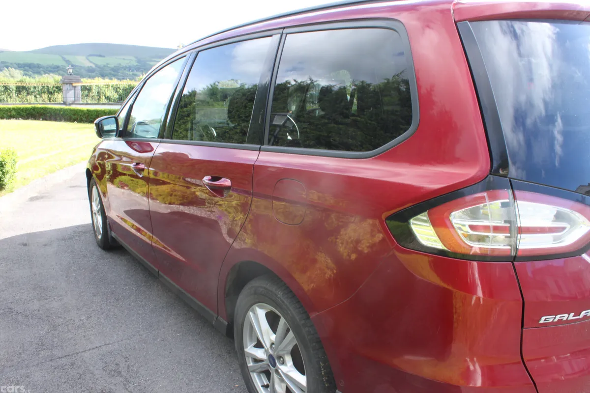 Ford Galaxy MPV, Diesel, 2017, Red