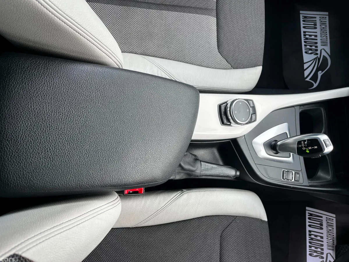 BMW 1-Series Hatchback, Petrol, 2015, Blue