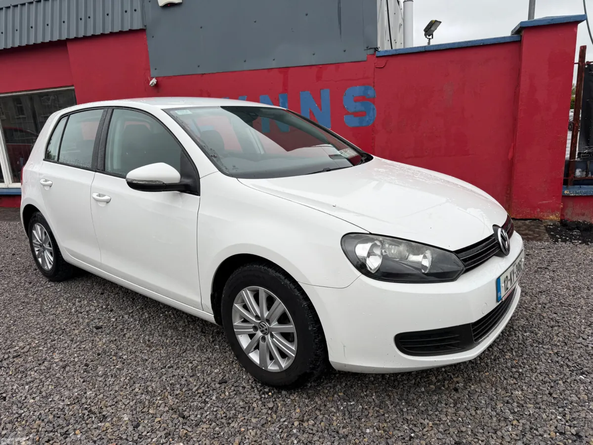 Volkswagen Golf Hatchback, Petrol, 2012, White
