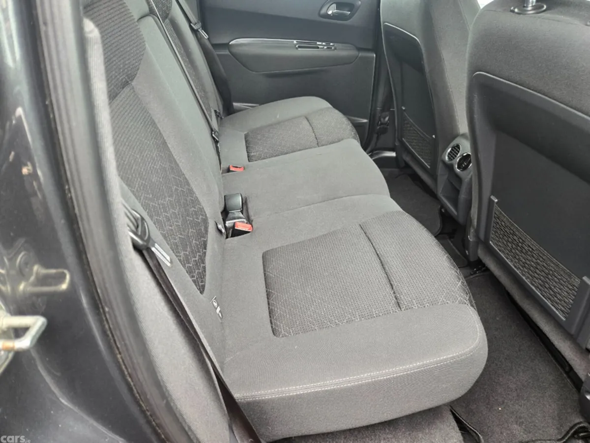 Peugeot 3008 MPV, Diesel, 2016, Grey