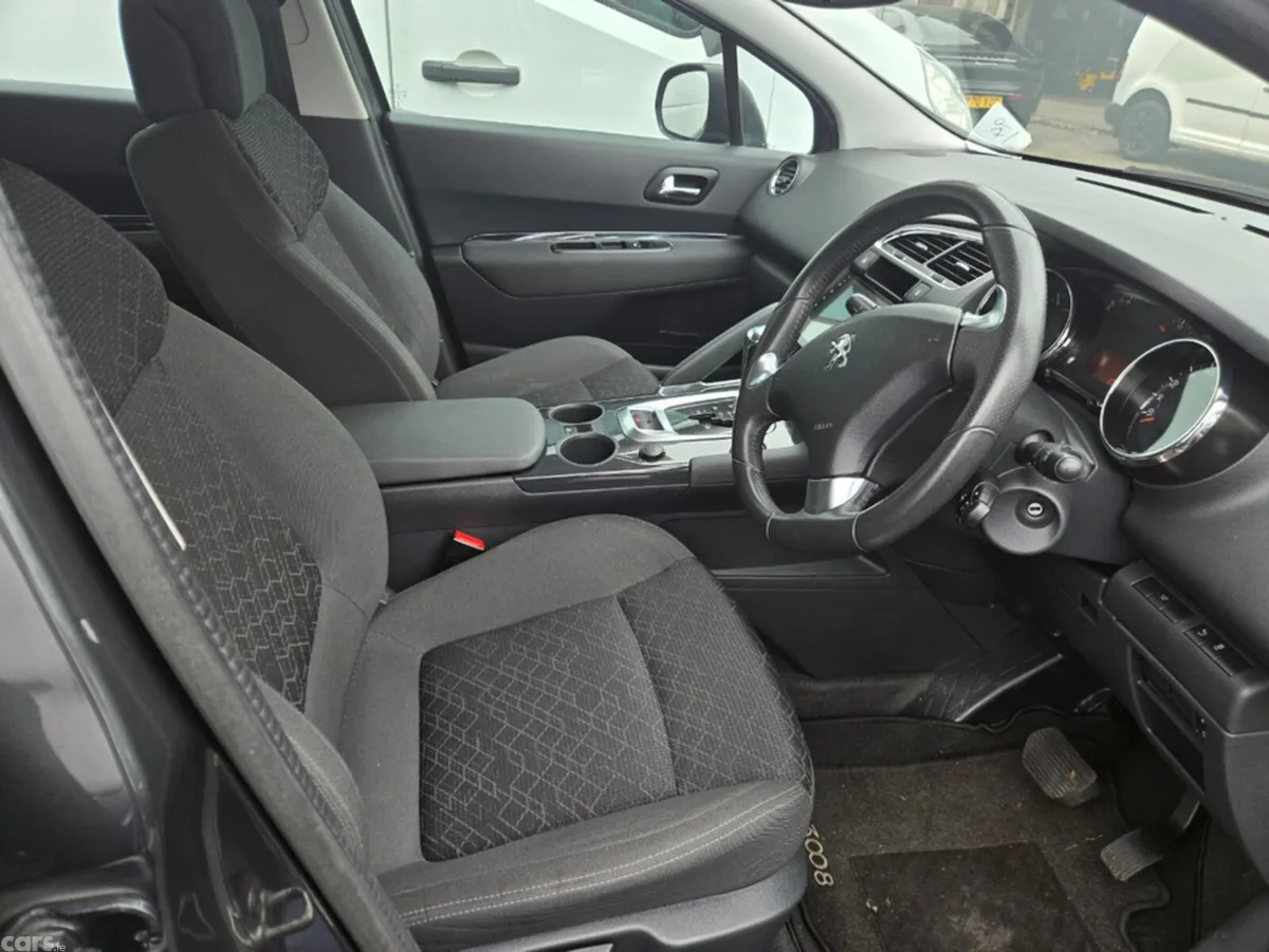 Peugeot 3008 MPV, Diesel, 2016, Grey