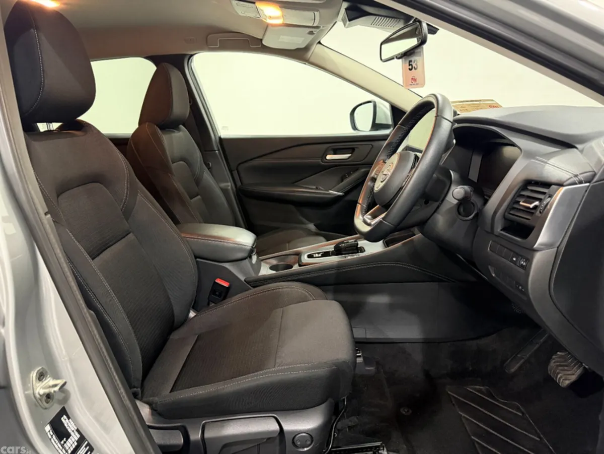 Nissan Qashqai SUV, Petrol Hybrid, 2023, Silver