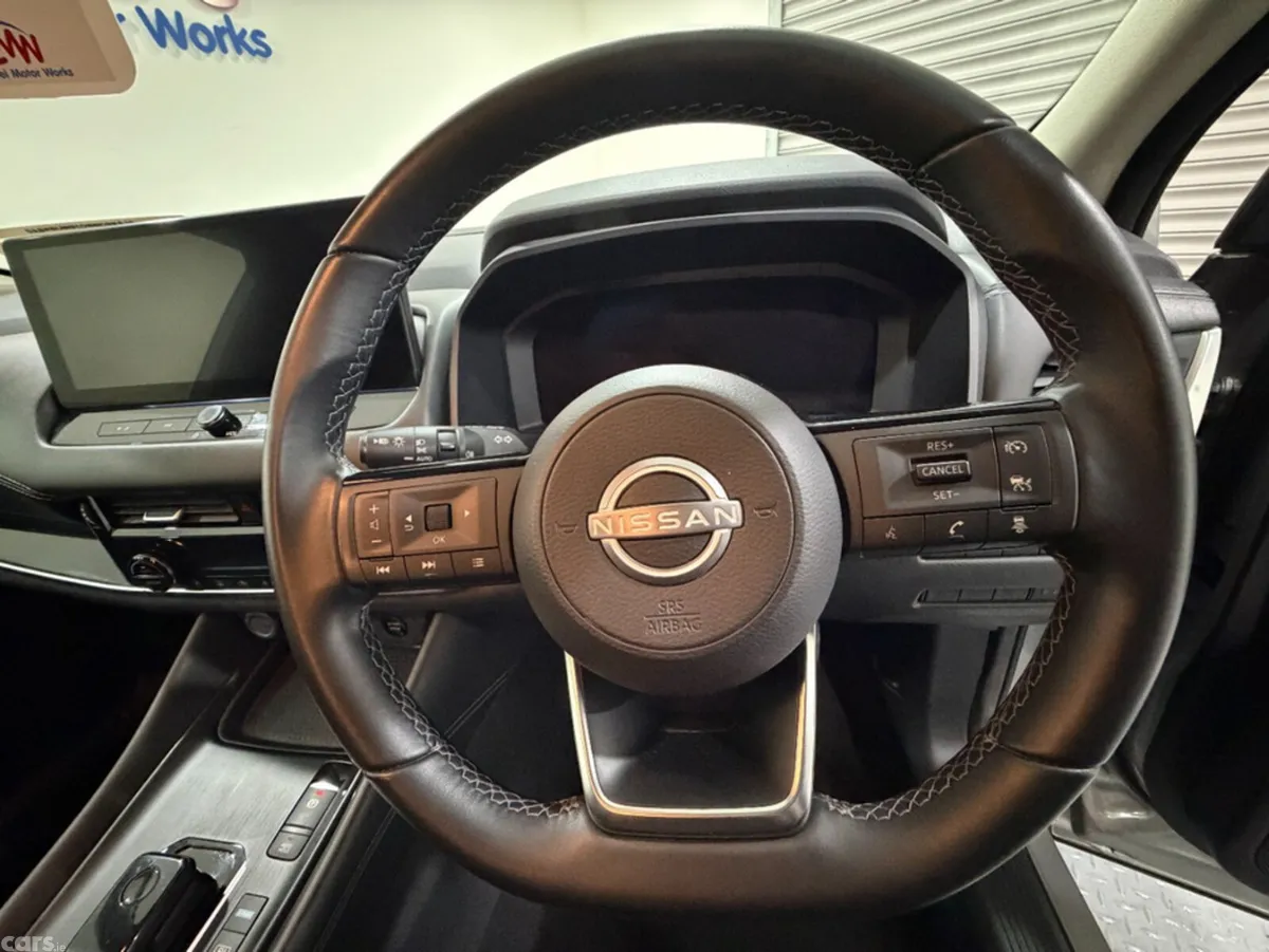 Nissan Qashqai SUV, Petrol Hybrid, 2023, Silver