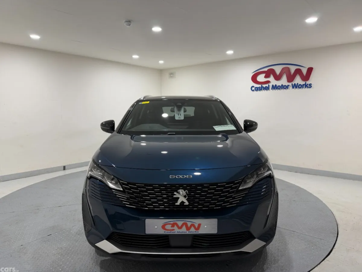 Peugeot 5008 Hatchback, Diesel, 2023, Blue