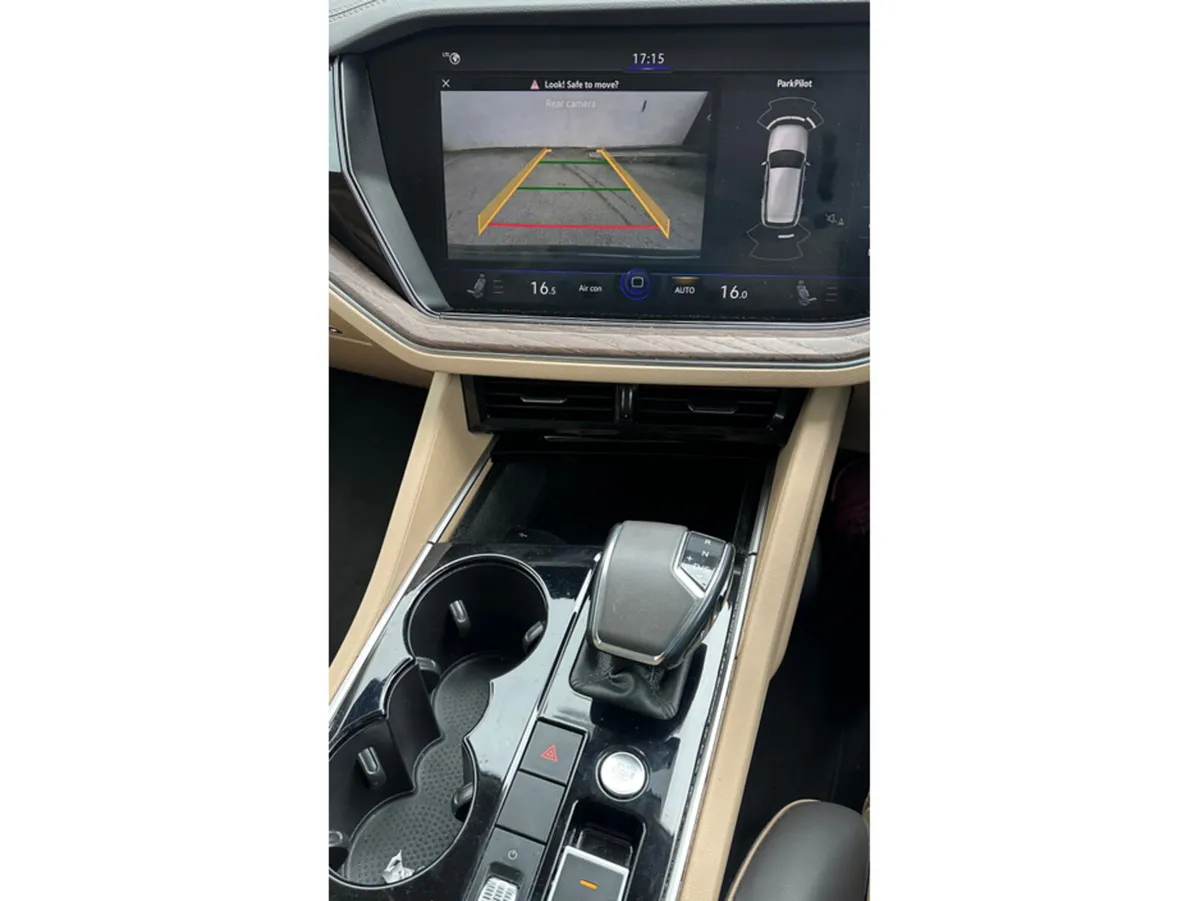 Volkswagen Touareg Estate, Diesel, 2019, Blue