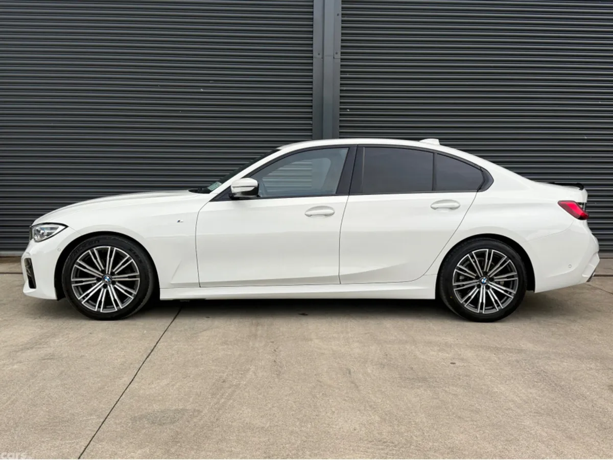 BMW 3-Series Saloon, Diesel, 2021, White