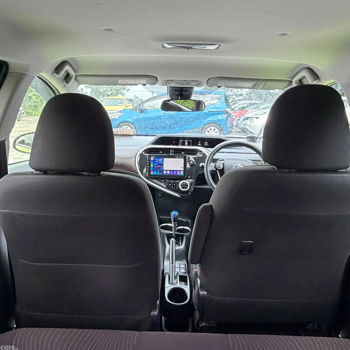 Toyota Aqua Hatchback, Petrol Hybrid, 2017, Green