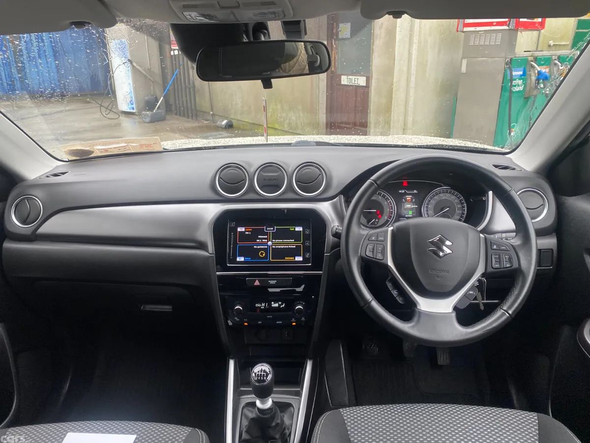 Suzuki Vitara SUV, Petrol, 2023, White