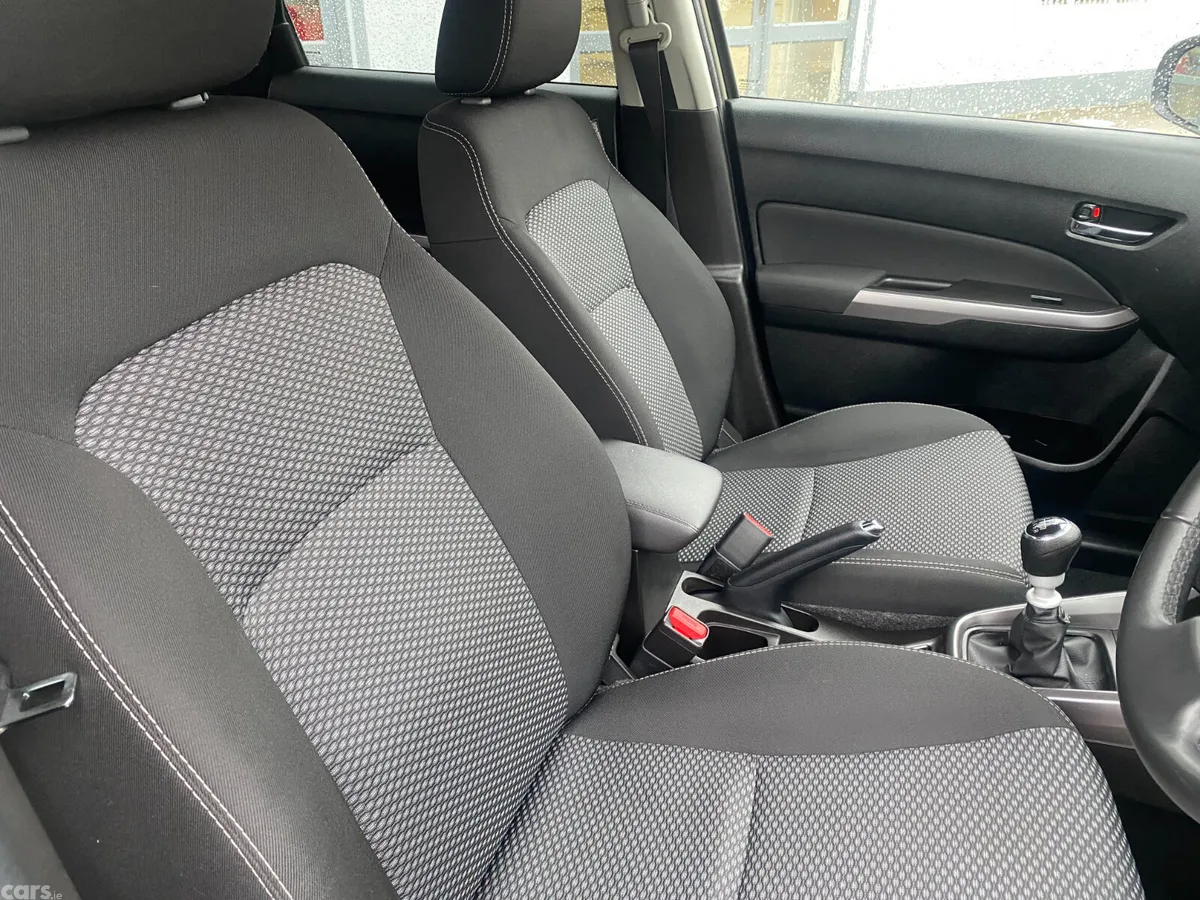 Suzuki Vitara SUV, Petrol, 2023, White