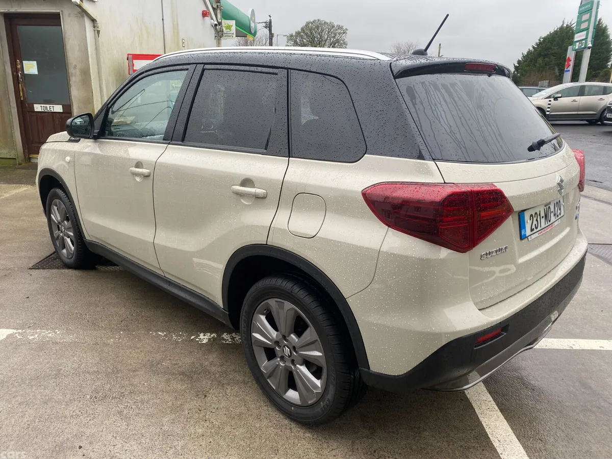 Suzuki Vitara SUV, Petrol, 2023, White