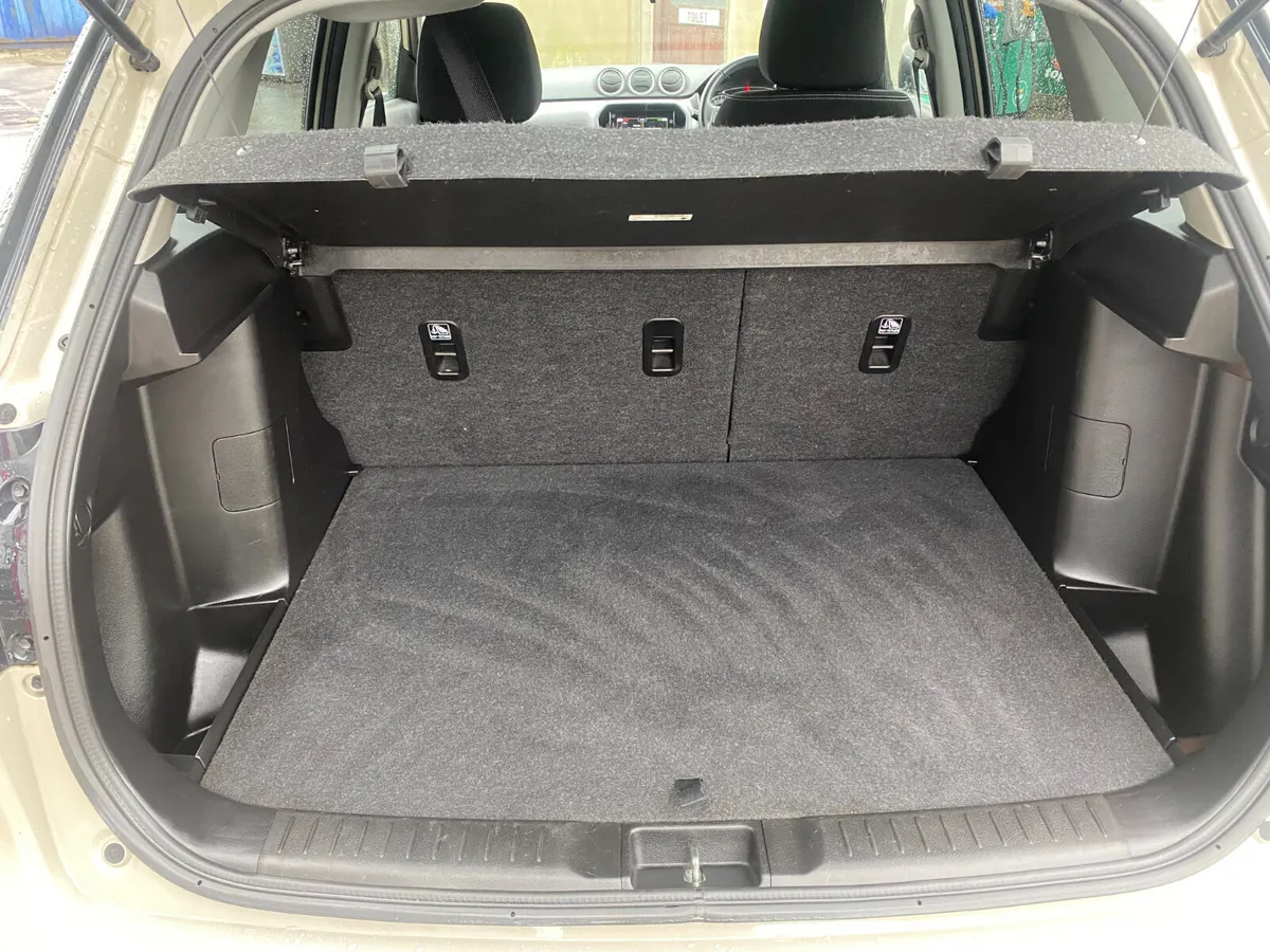Suzuki Vitara SUV, Petrol, 2023, White