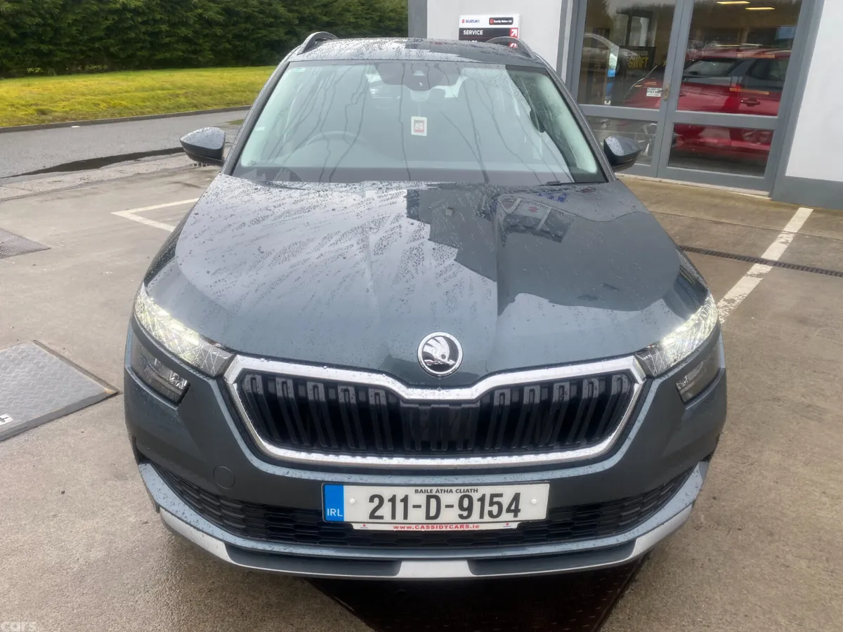 Skoda Kamiq Hatchback, Petrol, 2021, Grey