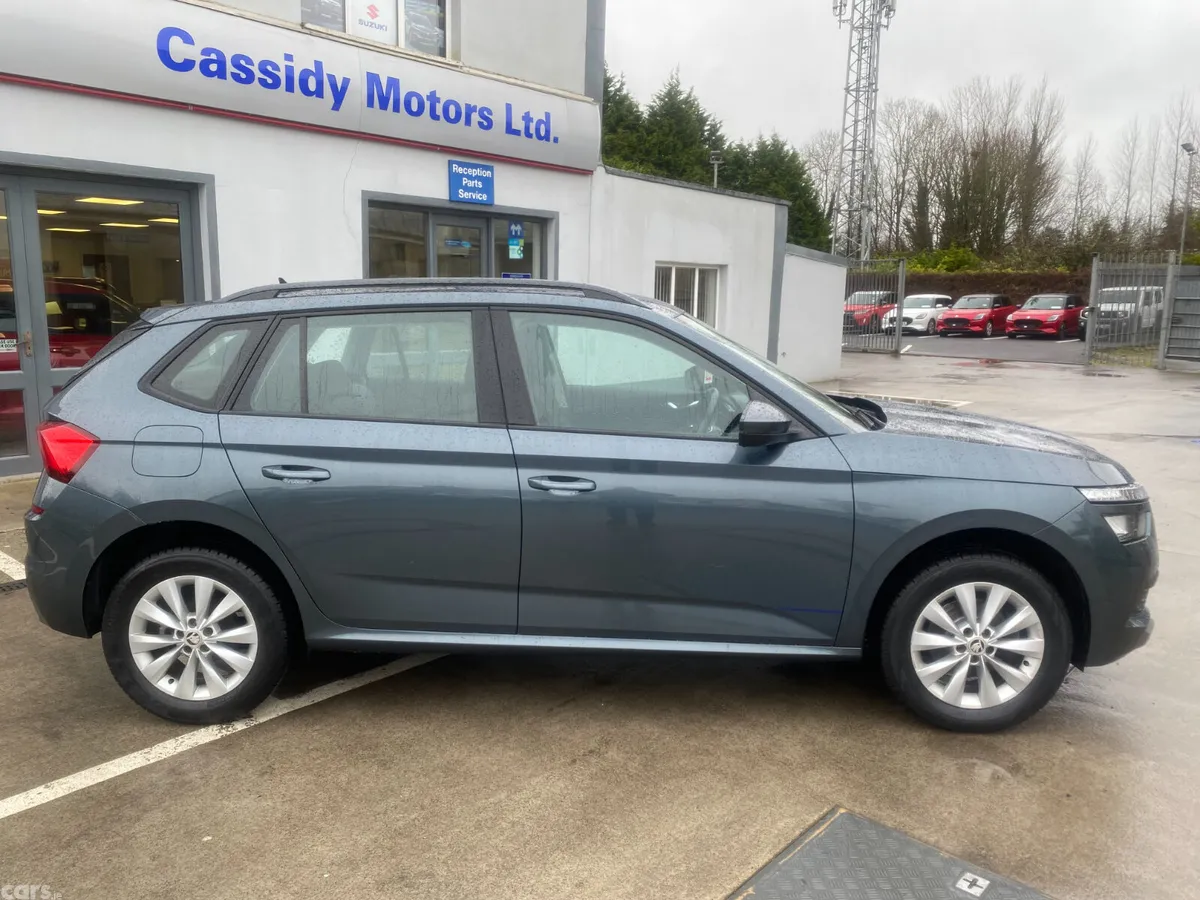 Skoda Kamiq Hatchback, Petrol, 2021, Grey