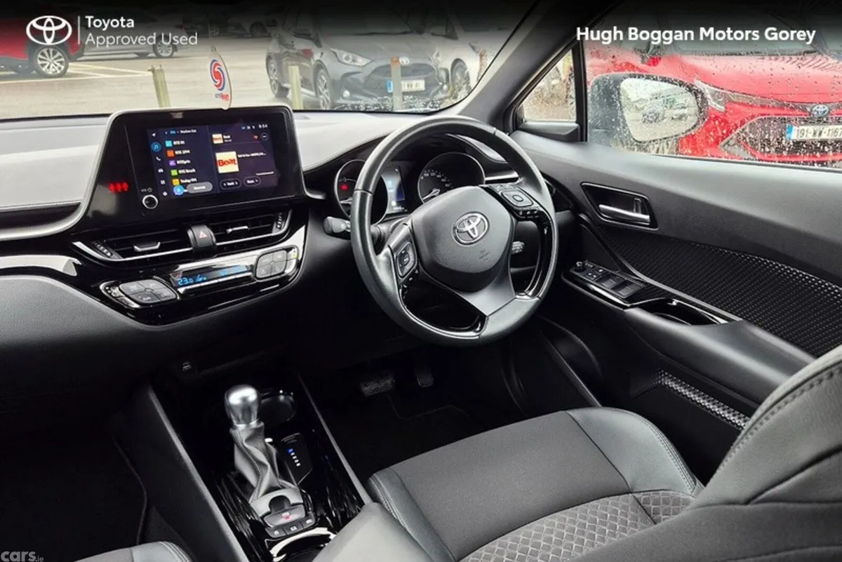 Toyota C-HR SUV, Petrol Hybrid, 2023, Grey