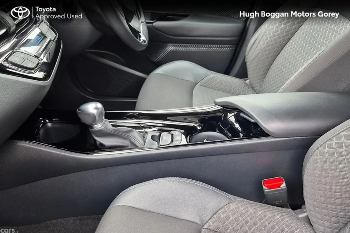 Toyota C-HR SUV, Petrol Hybrid, 2023, Grey