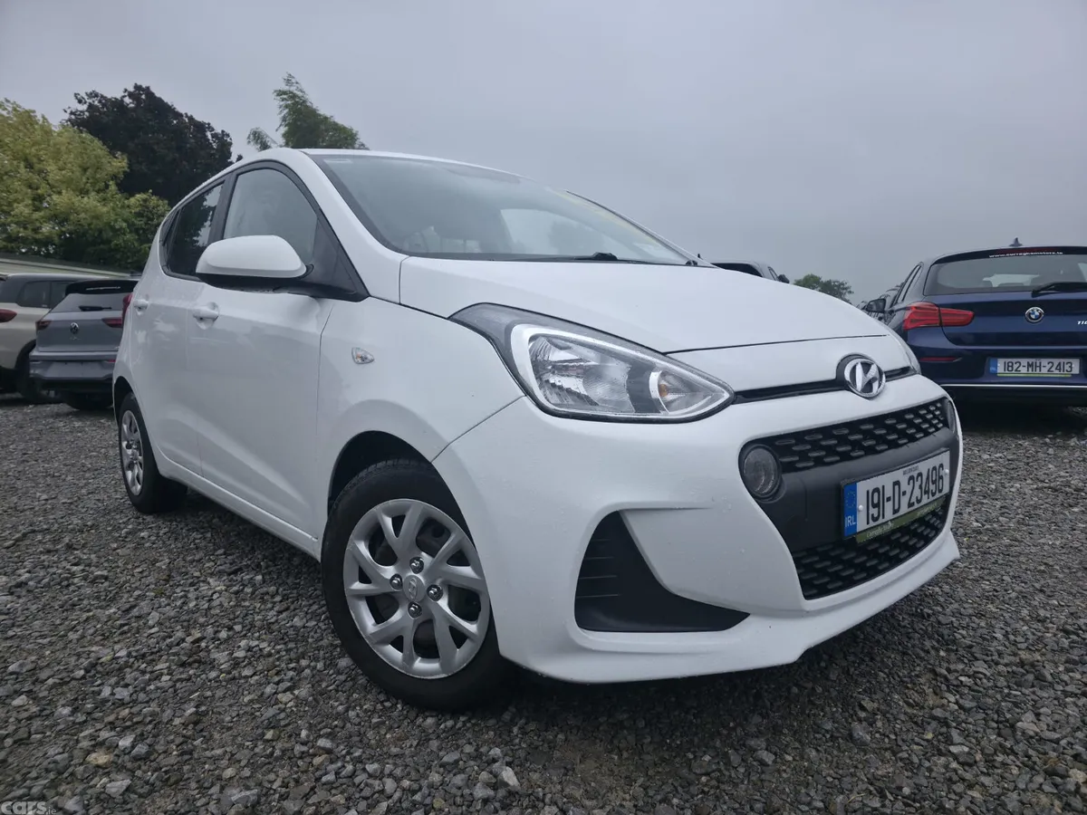 Hyundai i10 Hatchback, Petrol, 2019, White
