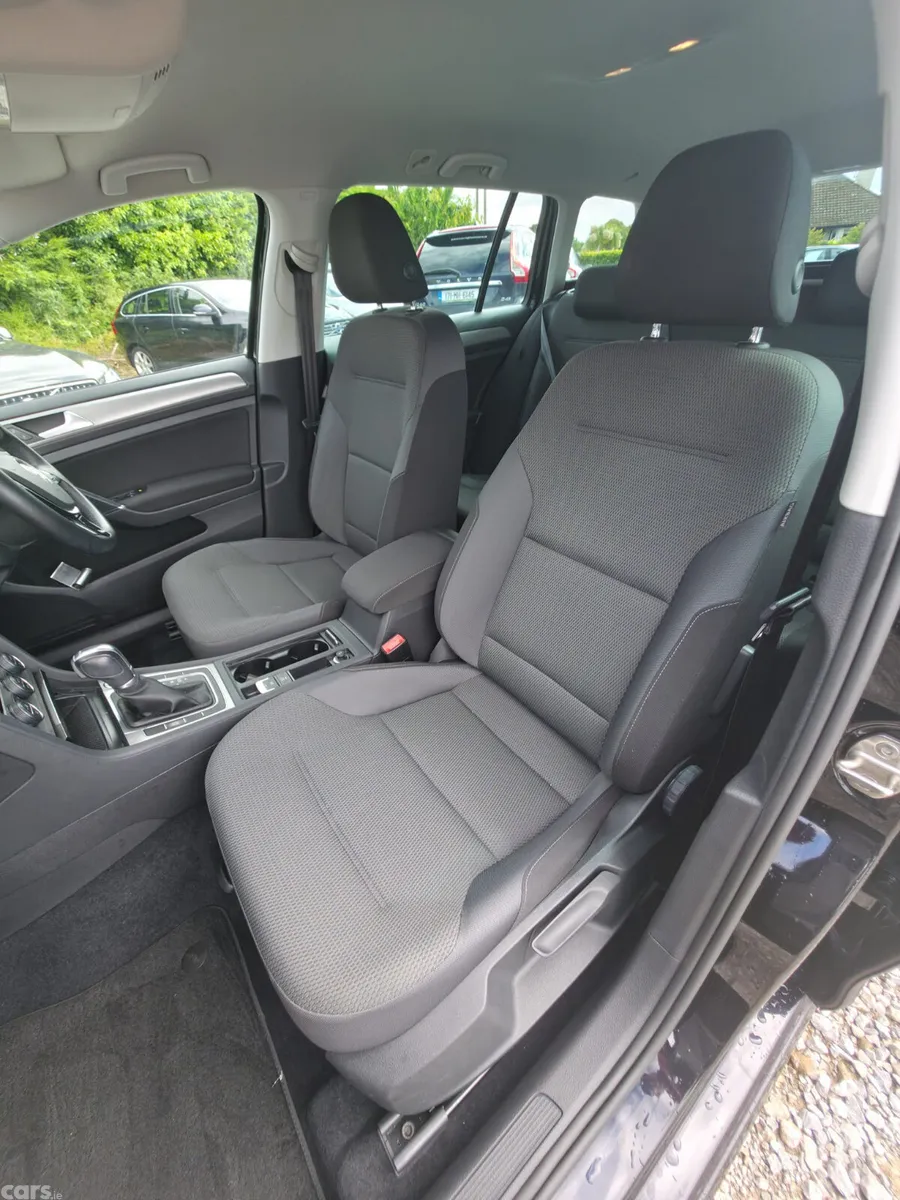 Volkswagen Golf Estate, Petrol, 2016, Black