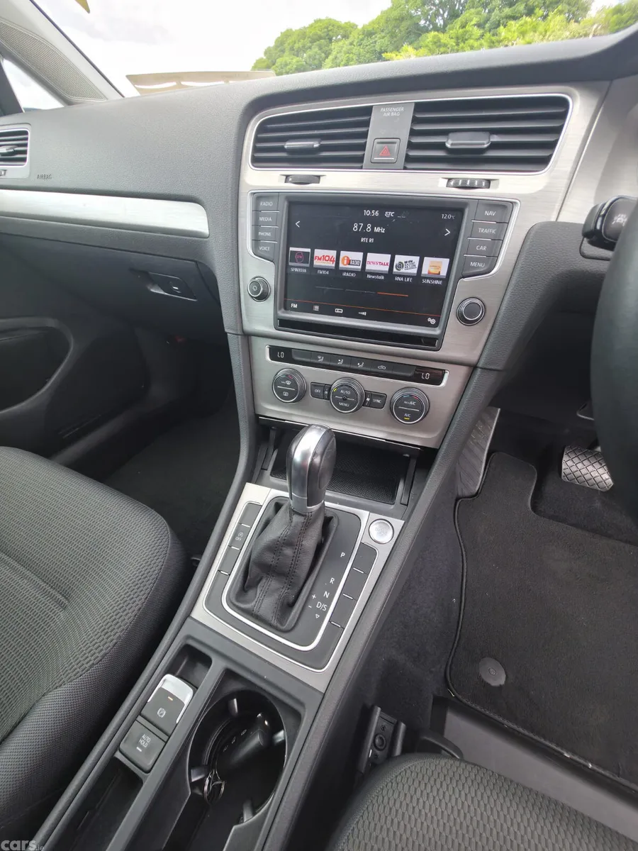 Volkswagen Golf Estate, Petrol, 2016, Black