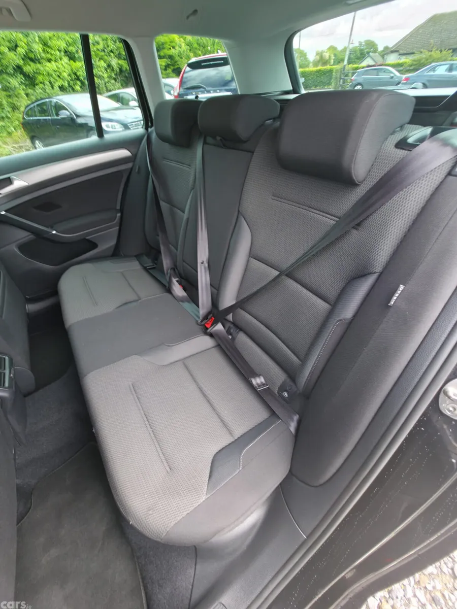 Volkswagen Golf Estate, Petrol, 2016, Black