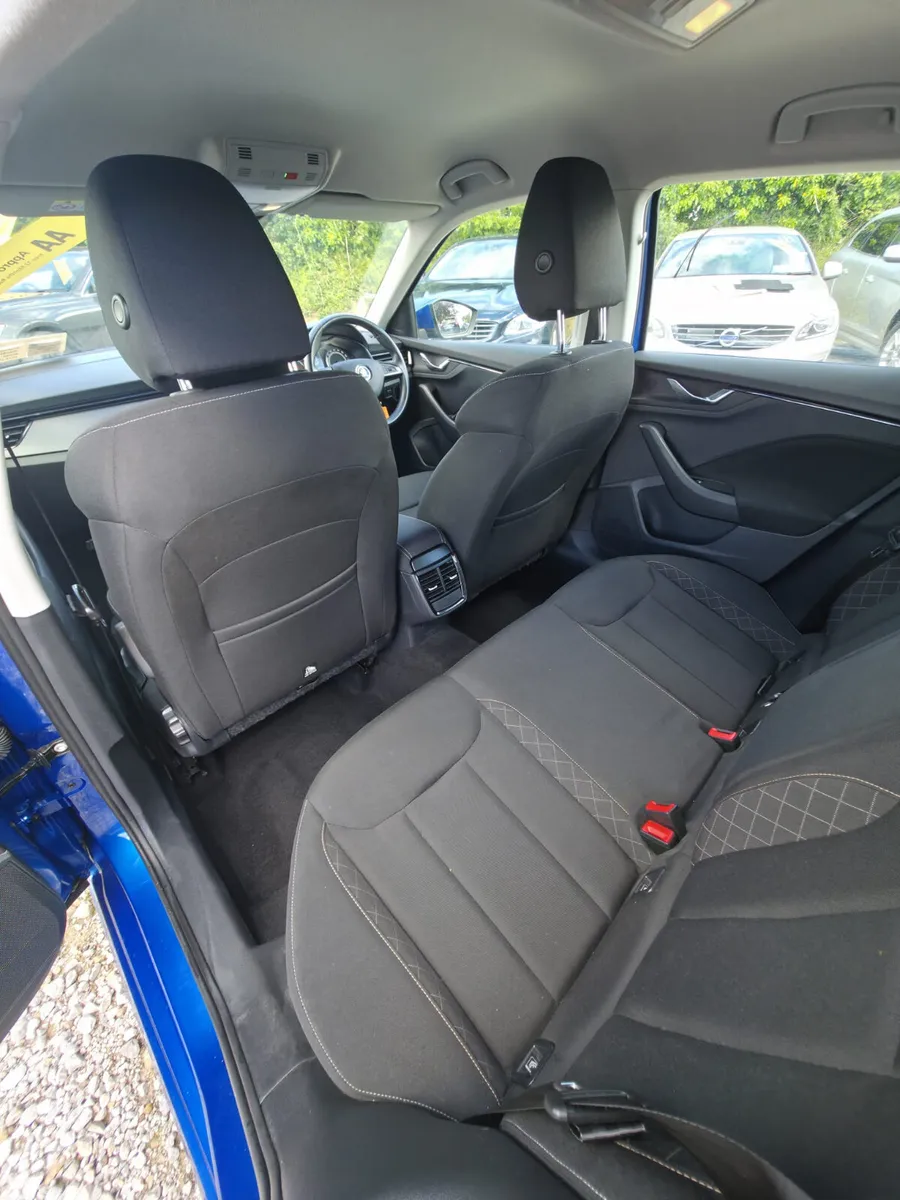 Skoda Kamiq Hatchback, Diesel, 2020, Blue