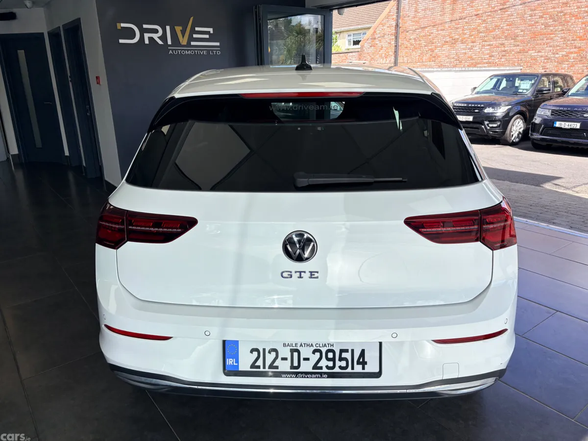 Volkswagen Golf Hatchback, Petrol Hybrid, 2021, White