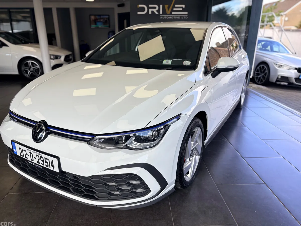 Volkswagen Golf Hatchback, Petrol Hybrid, 2021, White