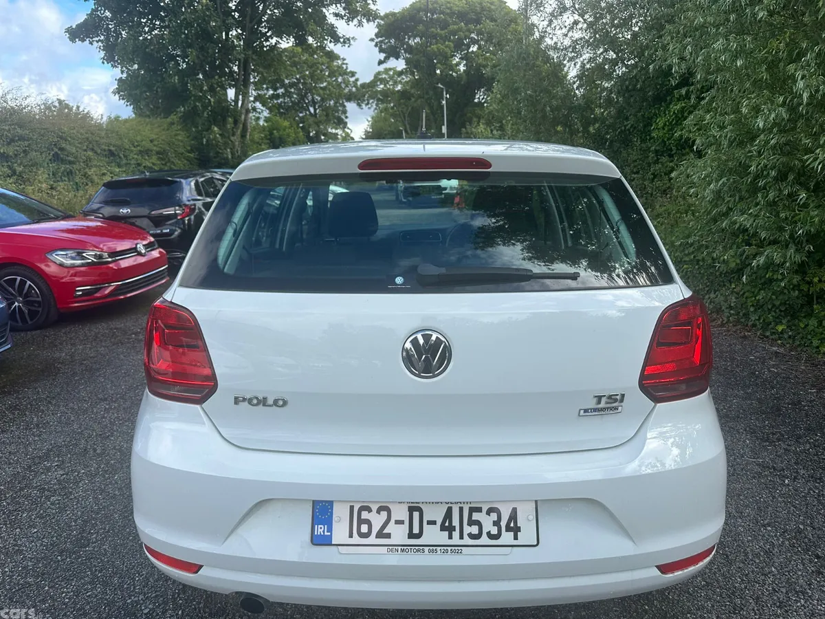 Volkswagen Polo Hatchback, Petrol, 2016, White