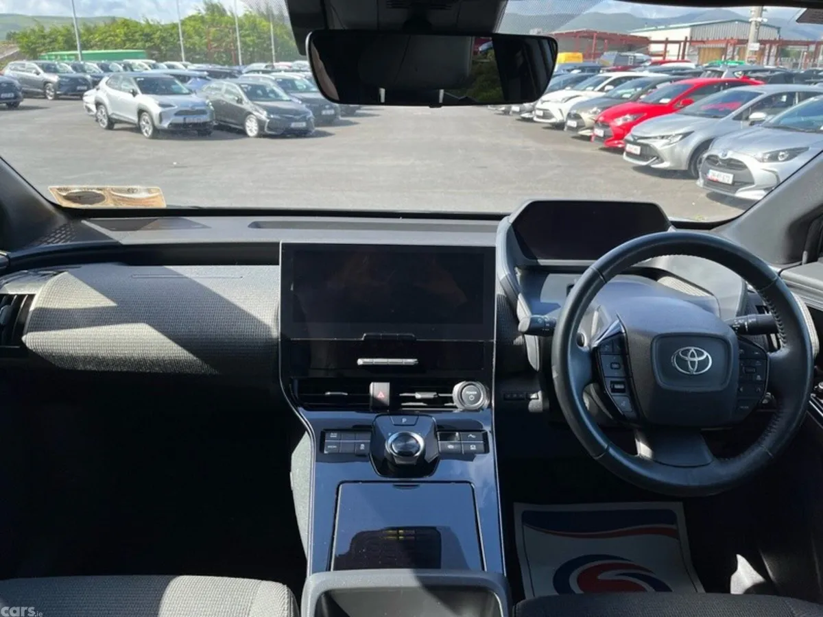 Toyota bZ4X Estate, Electric, 2023, Silver