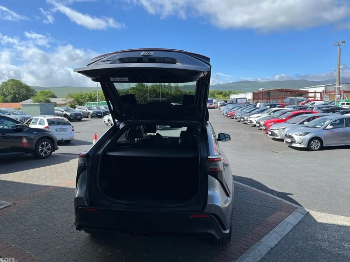 Toyota bZ4X Estate, Electric, 2023, Silver