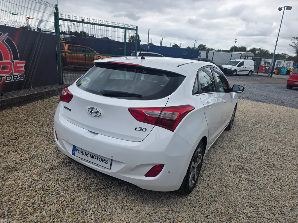 Hyundai i30 Hatchback, Diesel, 2016, White