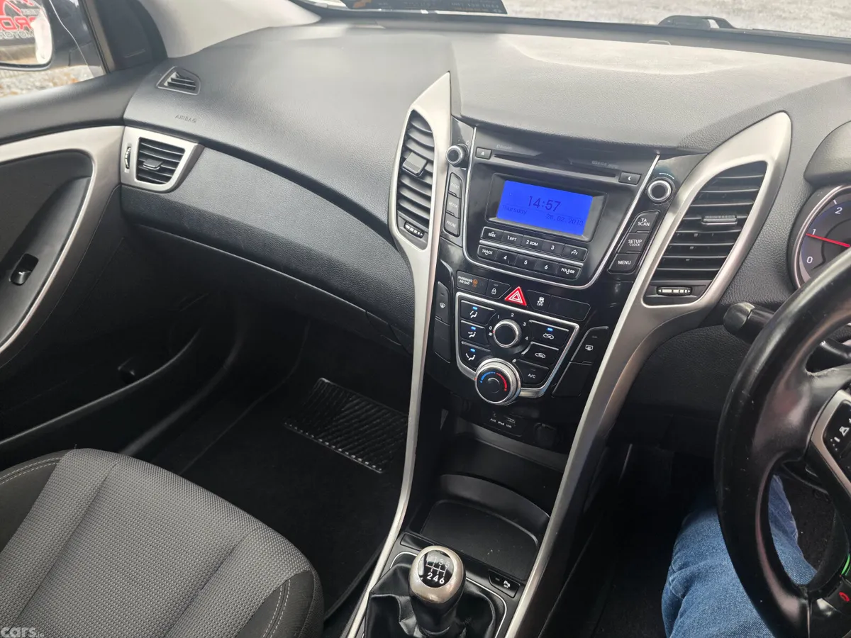 Hyundai i30 Hatchback, Diesel, 2016, White