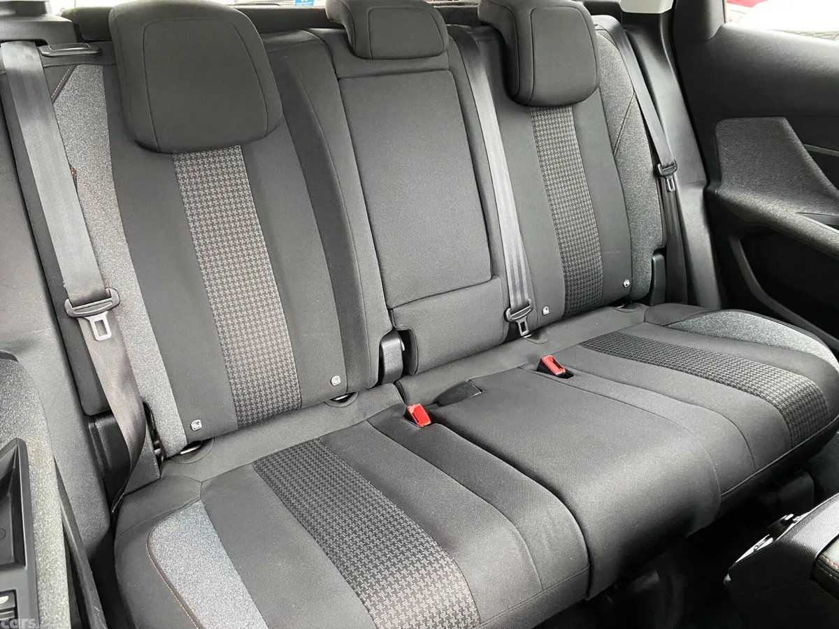 Peugeot 3008 MPV, Diesel, 2019, White