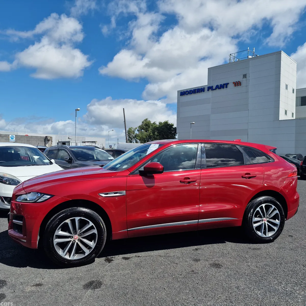 Jaguar F-Pace SUV, Diesel, 2016, Red