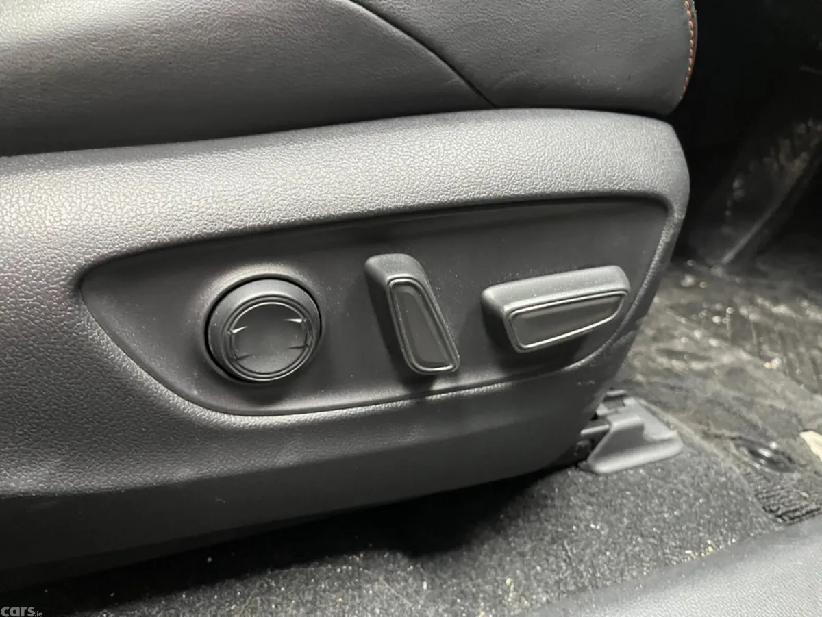 Toyota RAV4 SUV, Petrol Hybrid, 2023, Black