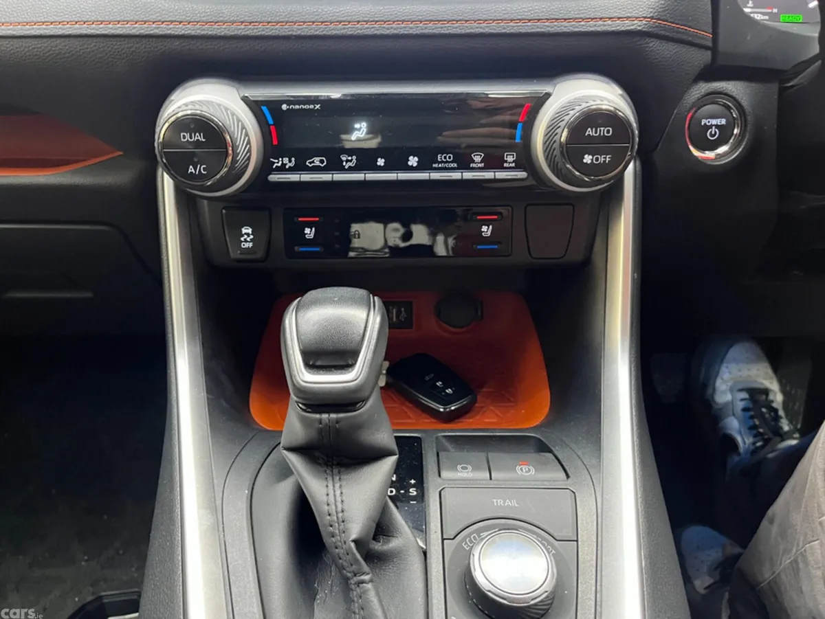 Toyota RAV4 SUV, Petrol Hybrid, 2023, Black