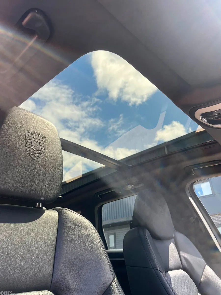 Porsche Cayenne SUV, Diesel, 2016, Black
