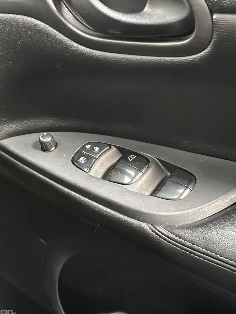 Nissan Pulsar Hatchback, Diesel, 2016, Silver