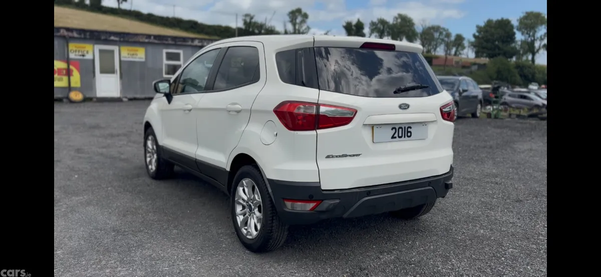 Ford EcoSport SUV, Petrol, 2016, White