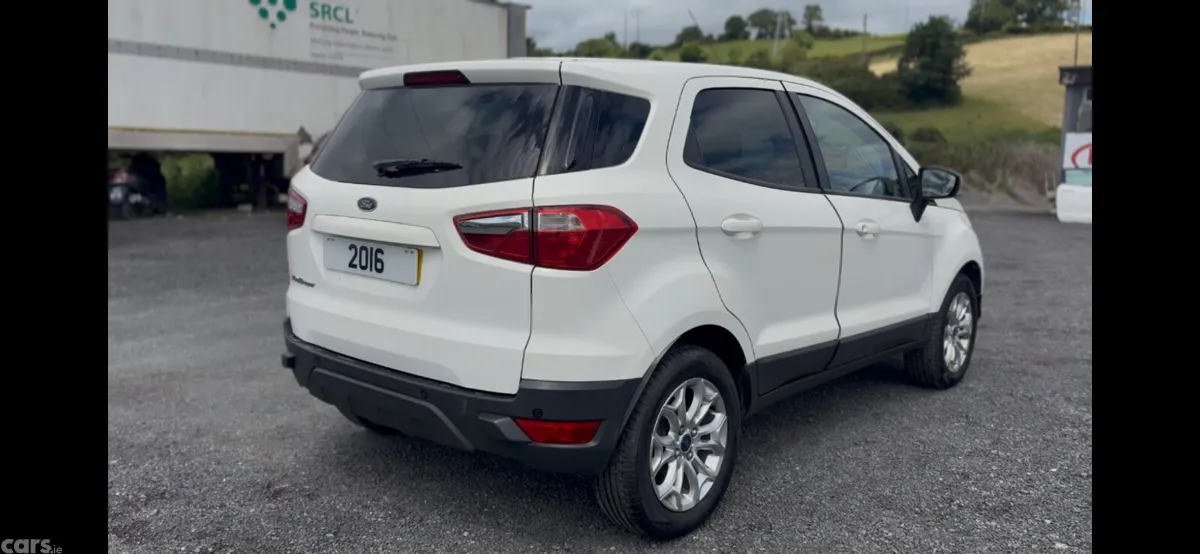 Ford EcoSport SUV, Petrol, 2016, White