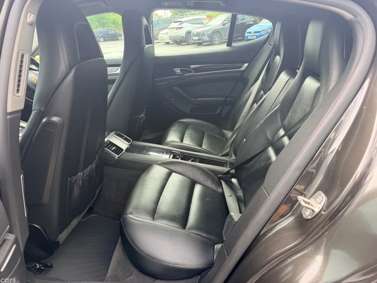 Porsche Panamera Hatchback, Diesel, 2015, Grey