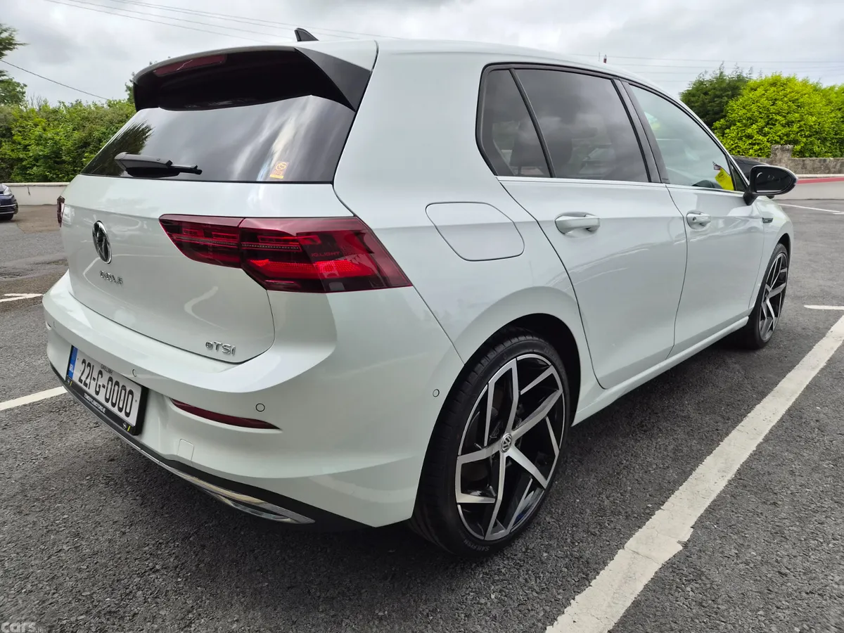 Volkswagen Golf Hatchback, Petrol Hybrid, 2022, White