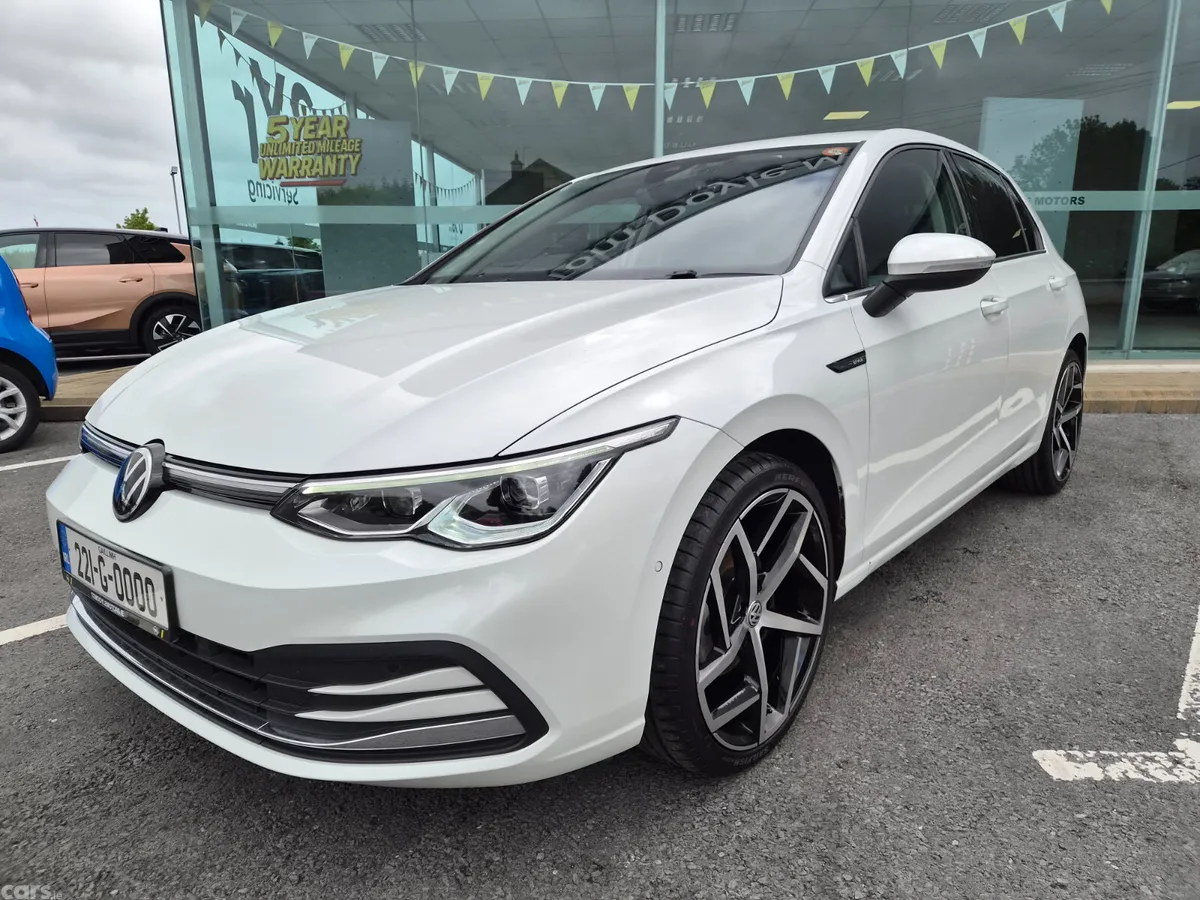 Volkswagen Golf Hatchback, Petrol Hybrid, 2022, White
